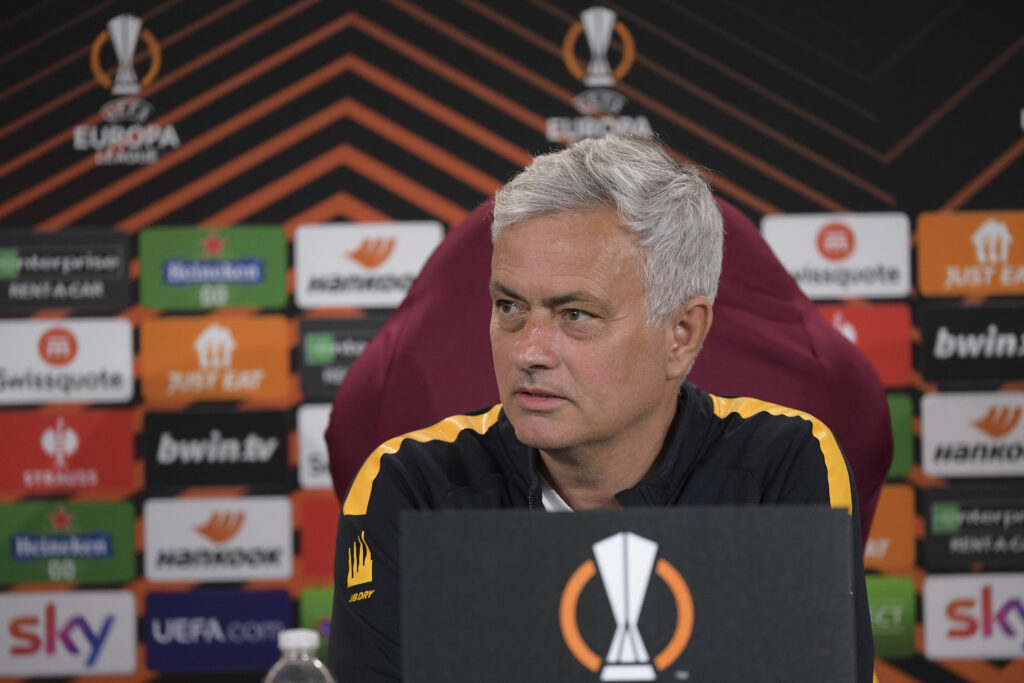 Mourinho: “Non sono io il problema, ho rifiutato l’offerta più pazza di sempre”