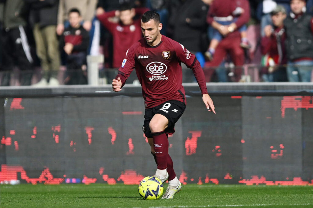 Calciomercato Salernitana, addio Bonazzoli? Sousa: “Non ci sono problemi”