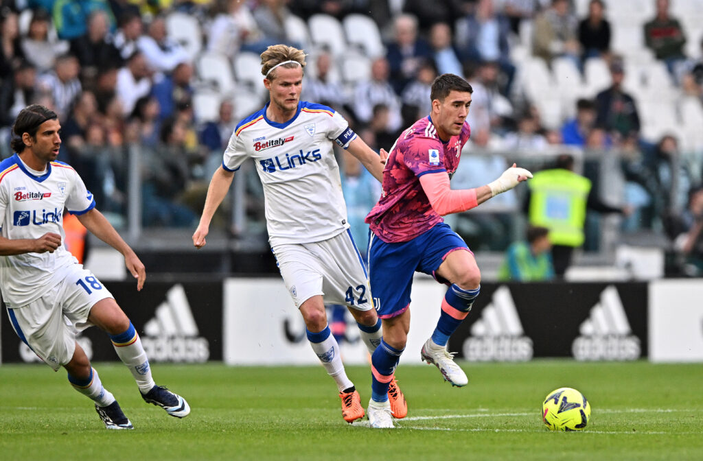 Serie A – Lecce, si valutano giorno dopo giorno le condizioni di Hjulmand