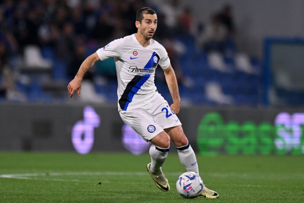 Inter, agente Mikhitaryan: “Non ha mai pensato al ritiro”