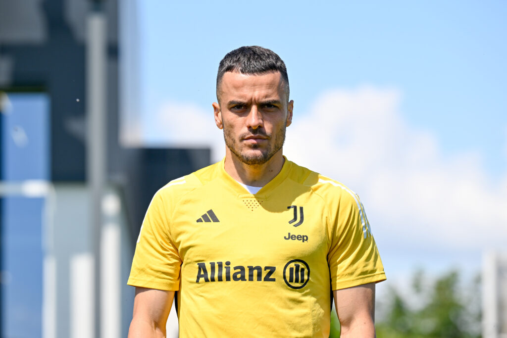 Calciomercato Juventus – Kostic lascia i bianconeri e va al Fenerbahce